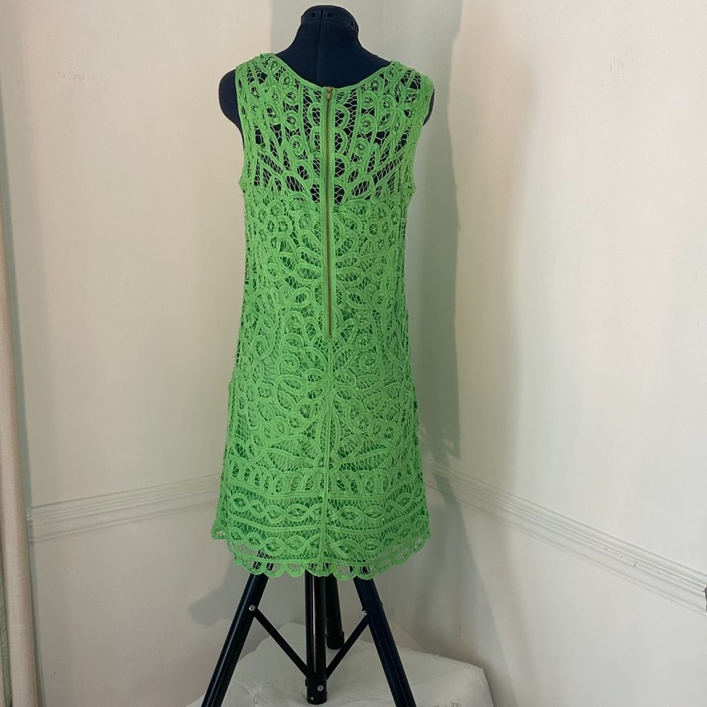 Lilly Pulitzer - Picture 2 of 6